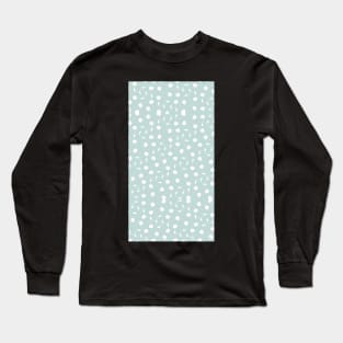 Delicatulip | Floral Pattern | Light Blue and White Long Sleeve T-Shirt